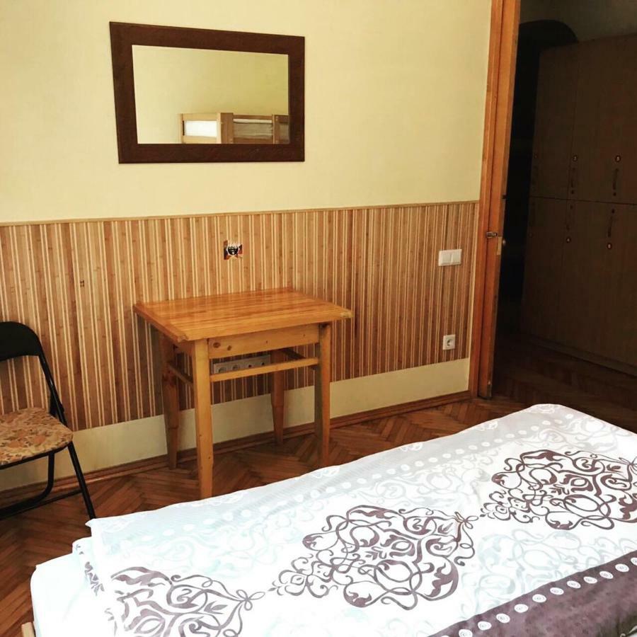 Like Hostel Czerniowce Zewnętrze zdjęcie